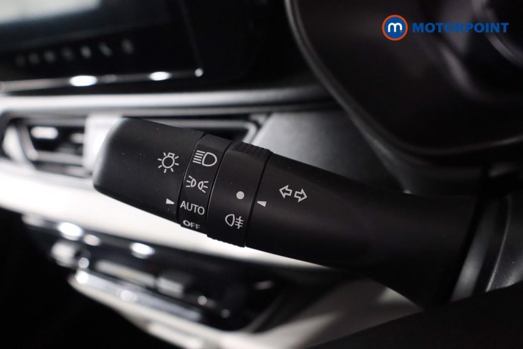 Suzuki Swift Motion Manual Petrol Hatchback - Stock Number (1591155) - 17th supplementary image