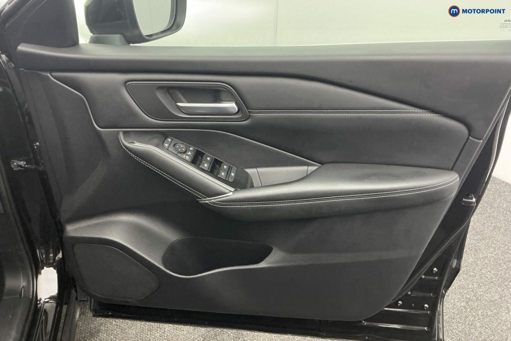 Nissan Qashqai N-Connecta Manual Petrol SUV - Stock Number (1591076) - 20th supplementary image