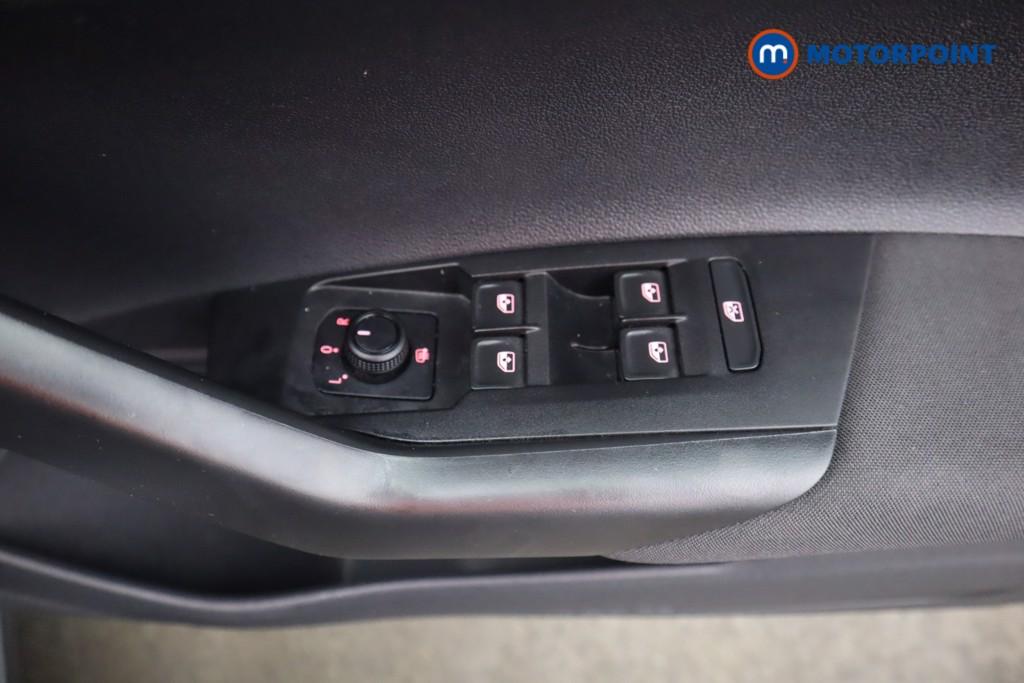 Volkswagen Polo Match Manual Petrol Hatchback - Stock Number (1596081) - 15th supplementary image