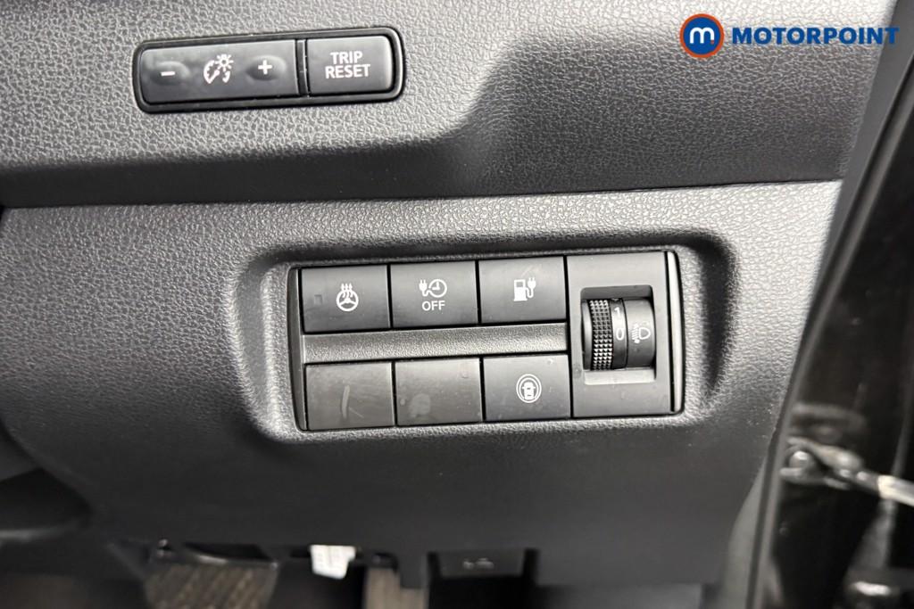 Nissan Leaf N-Connecta Automatic Electric Hatchback - Stock Number (1581940) - 15th supplementary image