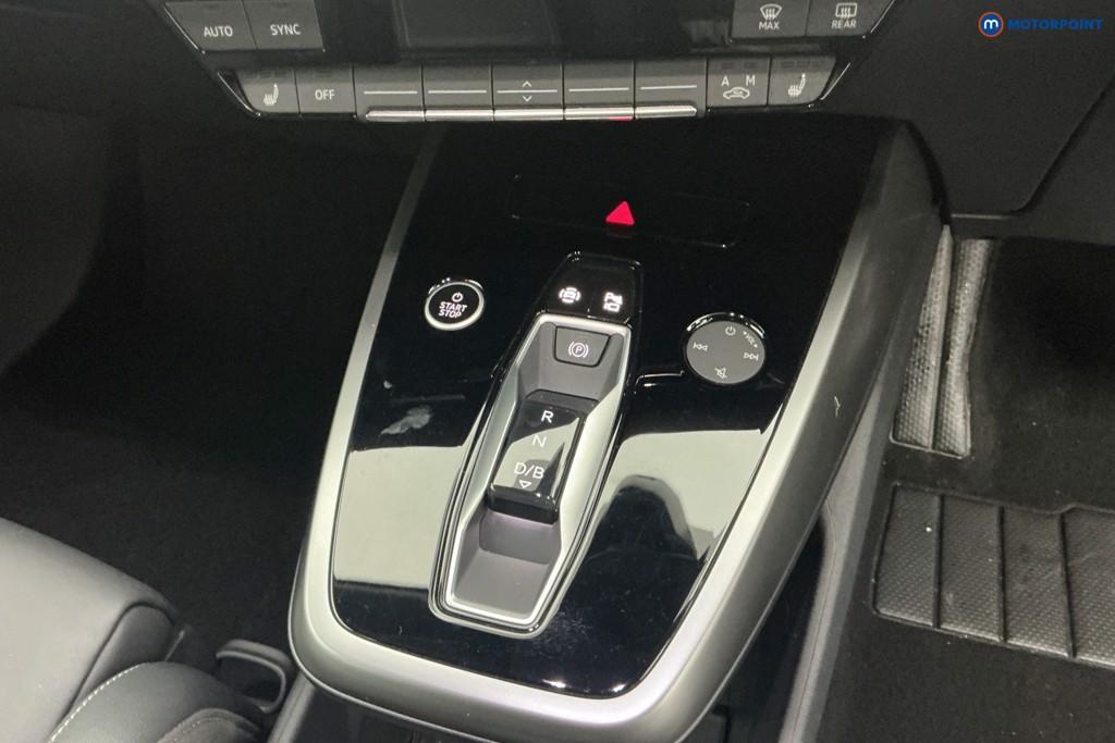 Audi Q4 Sport Automatic Electric SUV - Stock Number (1586176) - 16th supplementary image