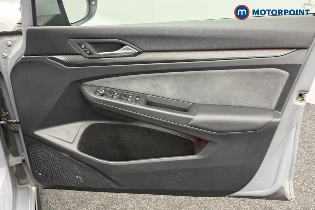 Volkswagen Golf R-Line Automatic Diesel Hatchback - Stock Number (1588106) - 17th supplementary image