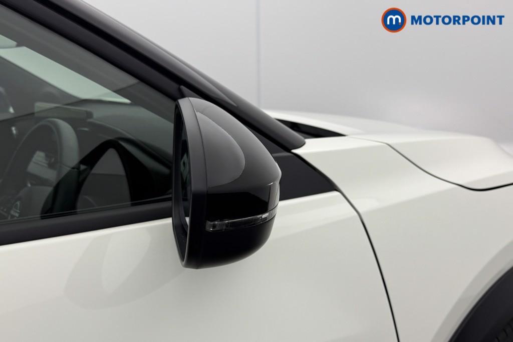 Nissan Juke N-Connecta Automatic Petrol-Electric Hybrid SUV - Stock Number (1593993) - 17th supplementary image