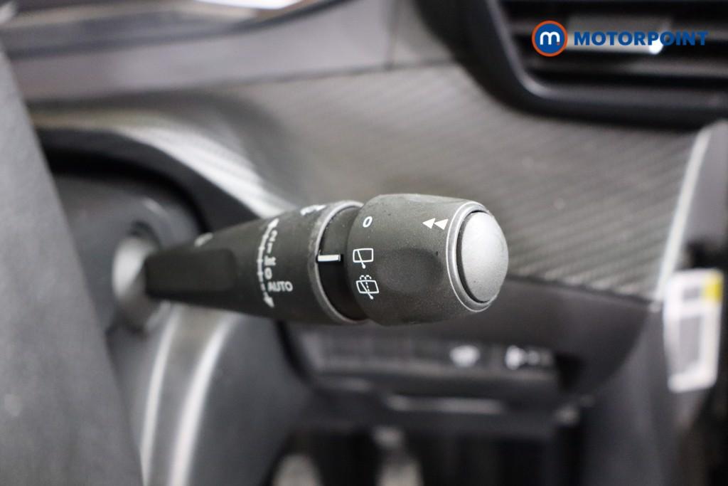 Peugeot 2008 Active Manual Petrol SUV - Stock Number (1595257) - 16th supplementary image