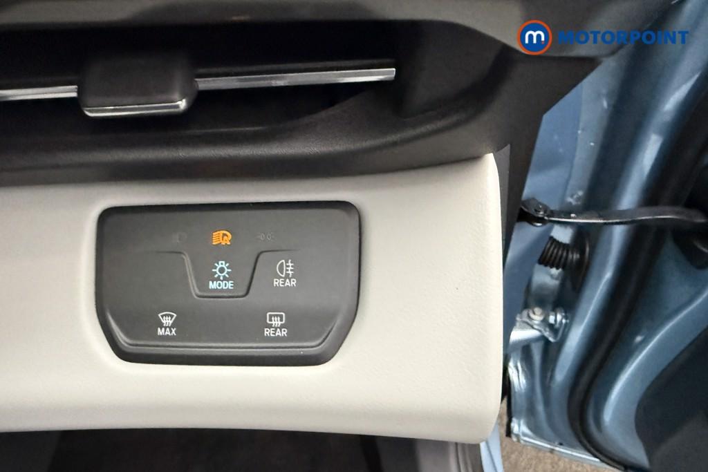 Ford Explorer Select Automatic Electric SUV - Stock Number (1595593) - 17th supplementary image