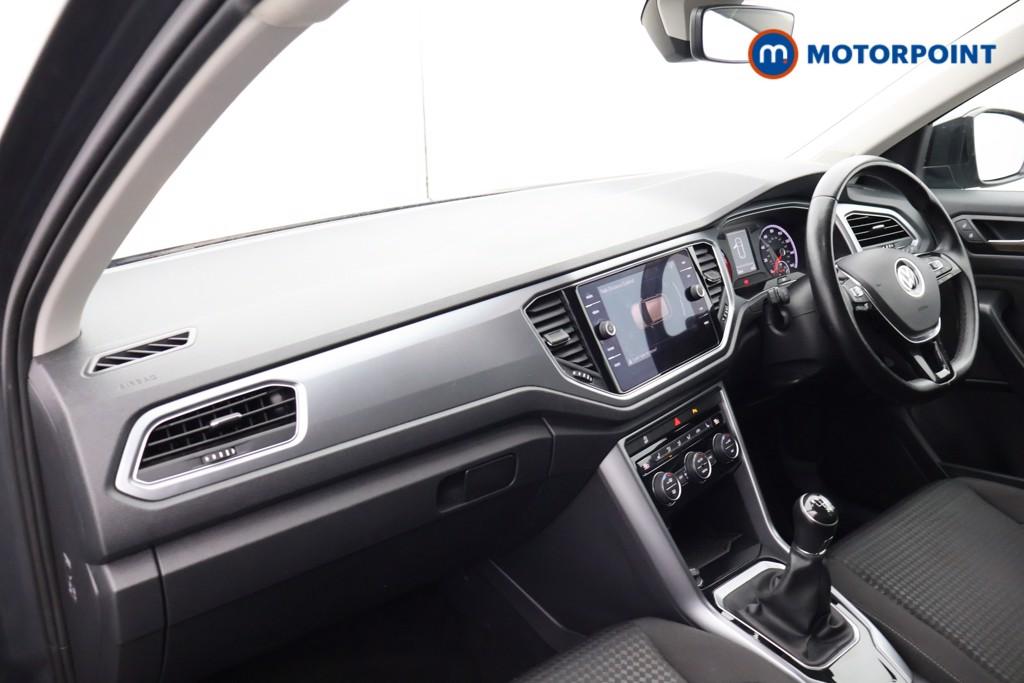 Volkswagen T-Roc Active Manual Petrol SUV - Stock Number (1596716) - 19th supplementary image