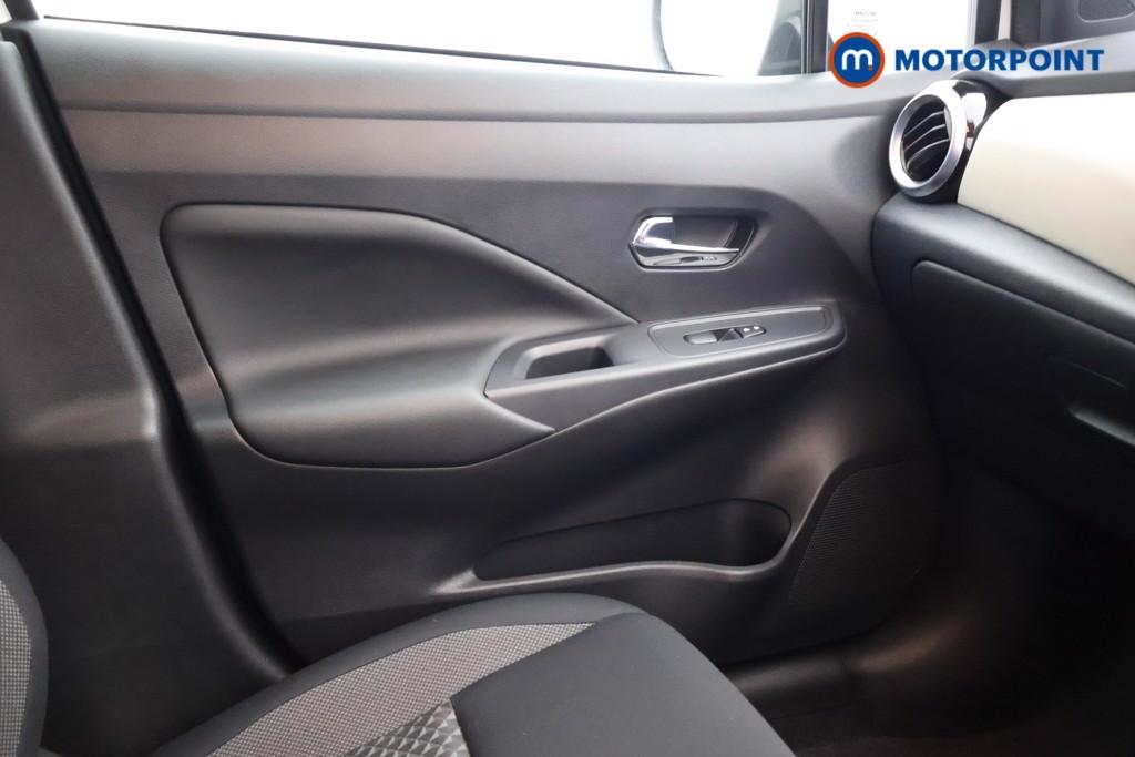 Nissan Micra Acenta Automatic Petrol Hatchback - Stock Number (1598618) - 8th supplementary image