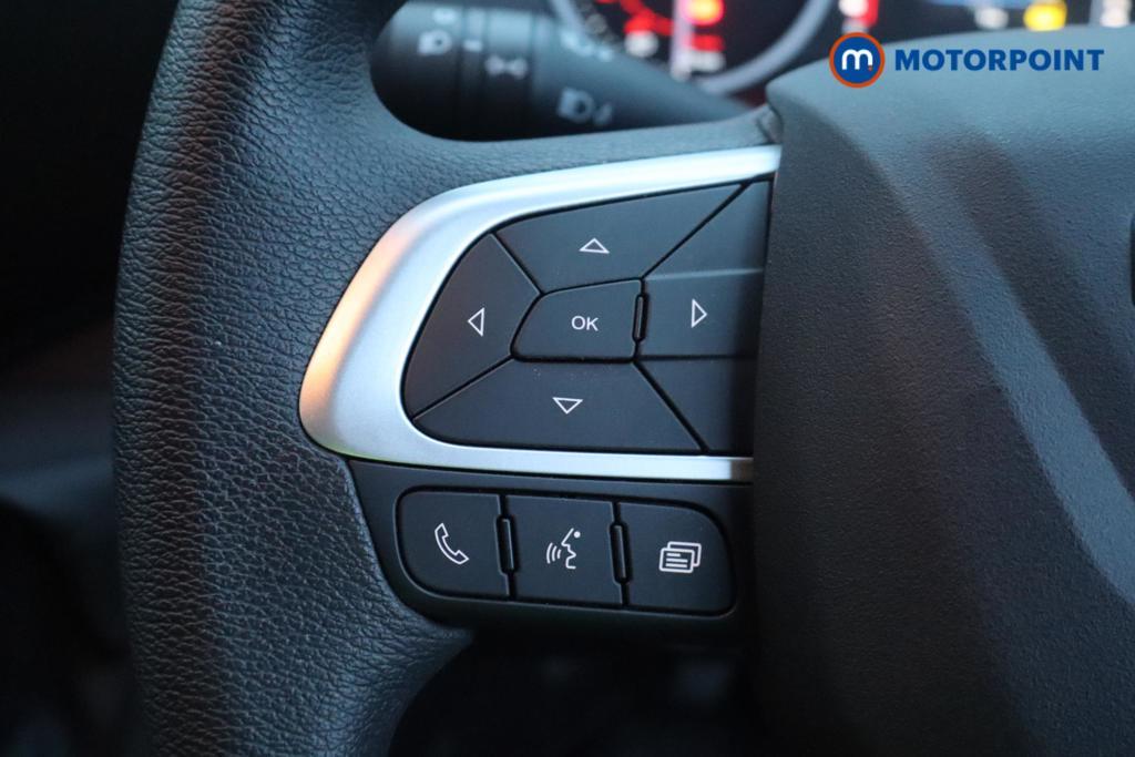 Iveco Daily Business Manual Diesel High Volume-High Roof Van - Stock Number (1597410) - Rear bumper