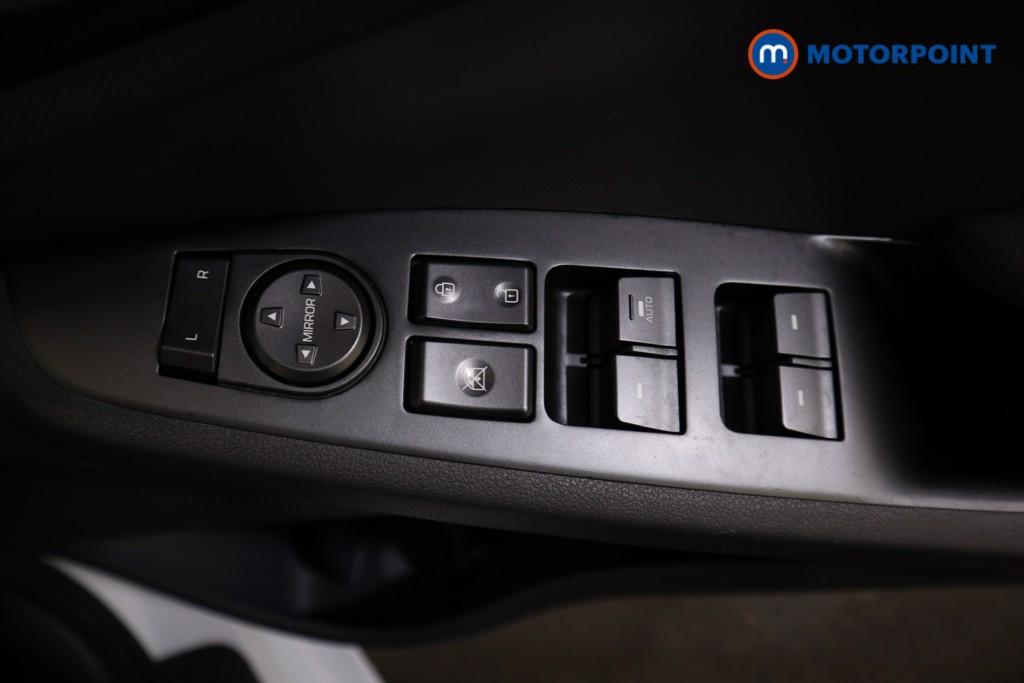 Hyundai Ioniq Se Connect Automatic Petrol-Electric Hybrid Hatchback - Stock Number (1596954) - 8th supplementary image