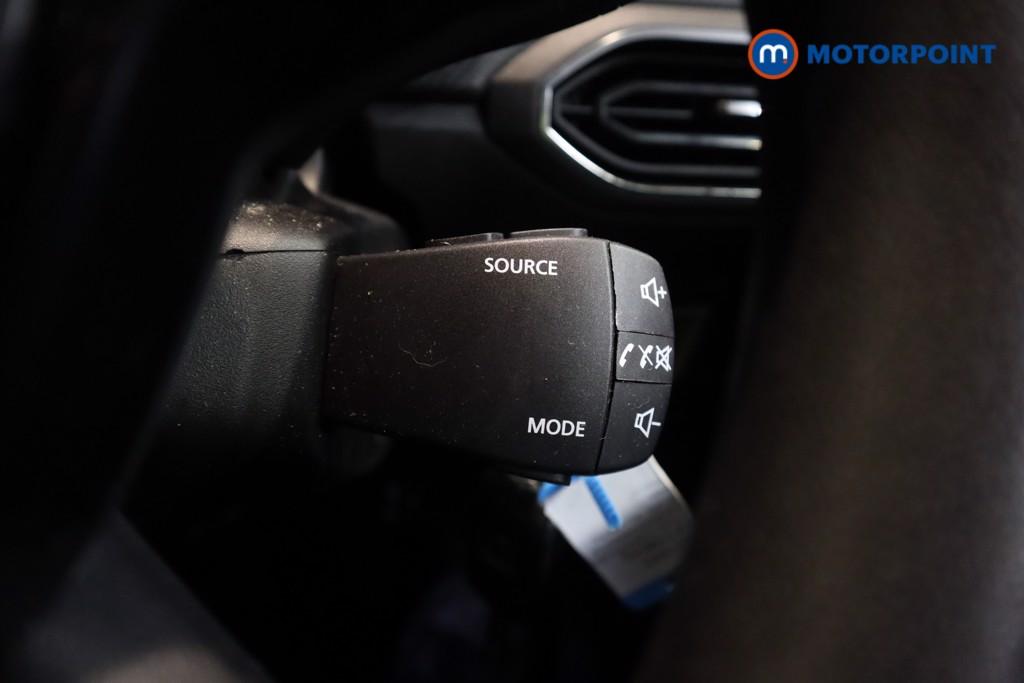 Dacia Sandero Essential Manual Petrol Hatchback - Stock Number (1601843) - 8th supplementary image