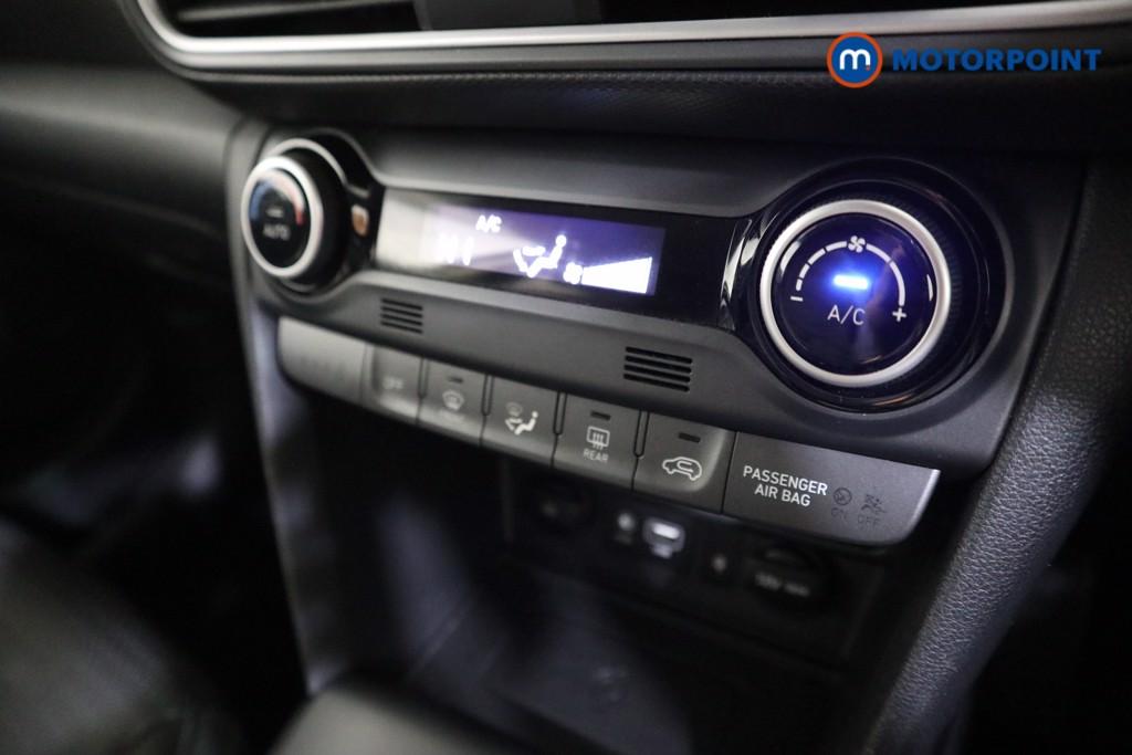 Hyundai Kona Premium Se Manual Petrol SUV - Stock Number (1598057) - 8th supplementary image