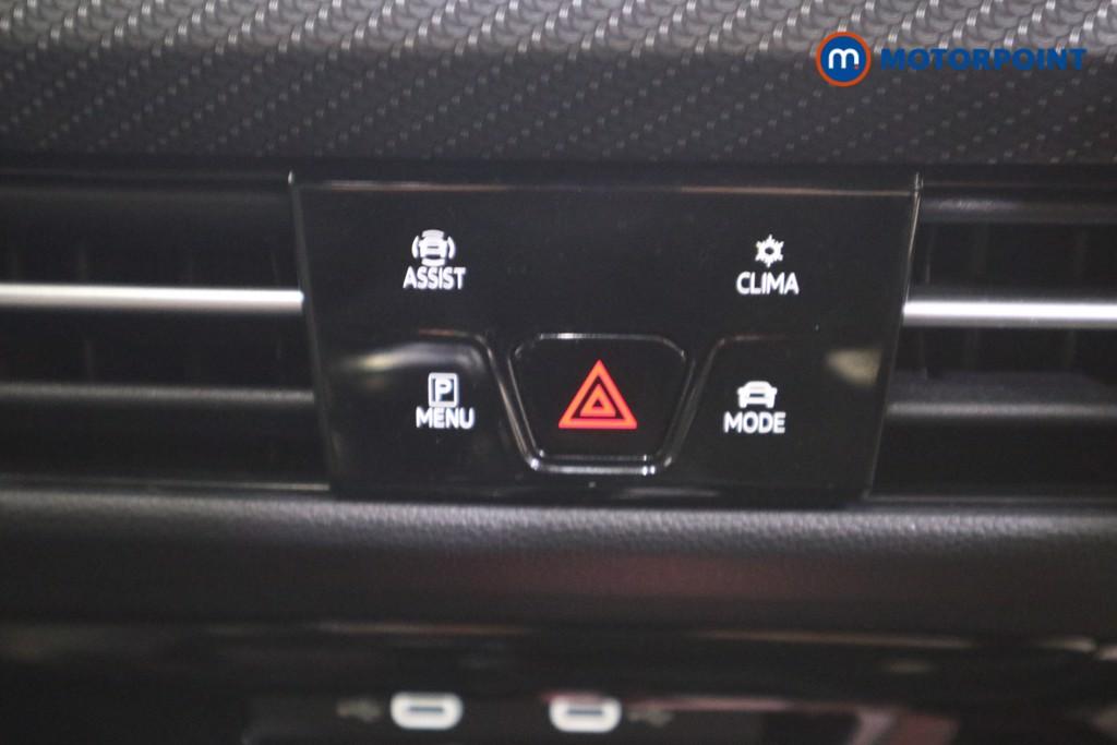 Volkswagen Golf R-Line Manual Petrol Hatchback - Stock Number (1600977) - 8th supplementary image