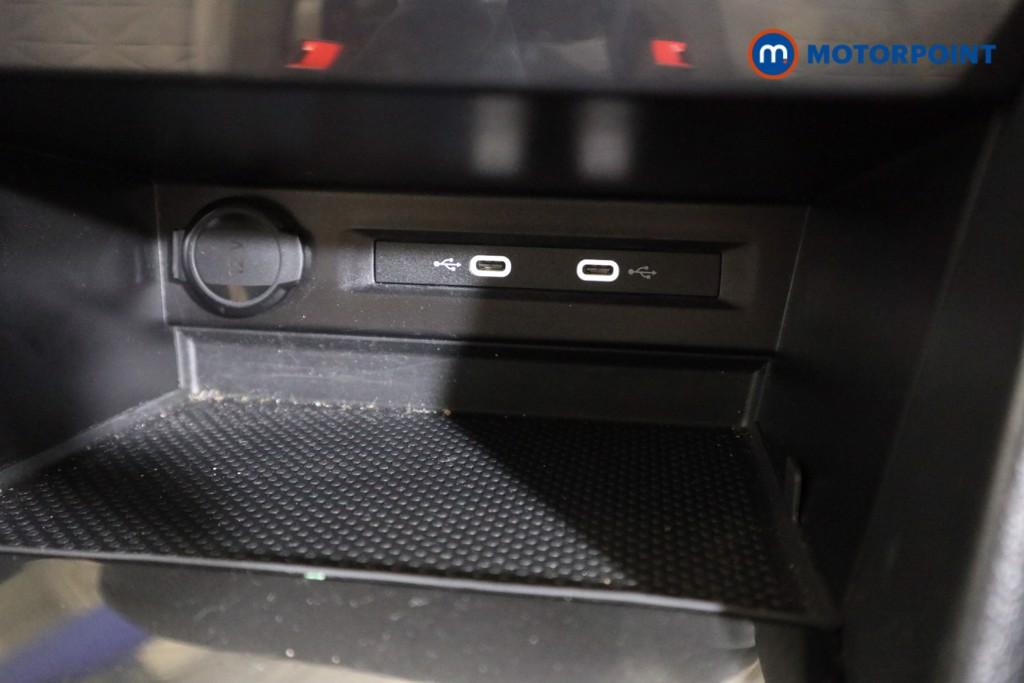 Volkswagen Tiguan Life Manual Petrol SUV - Stock Number (1602280) - 8th supplementary image