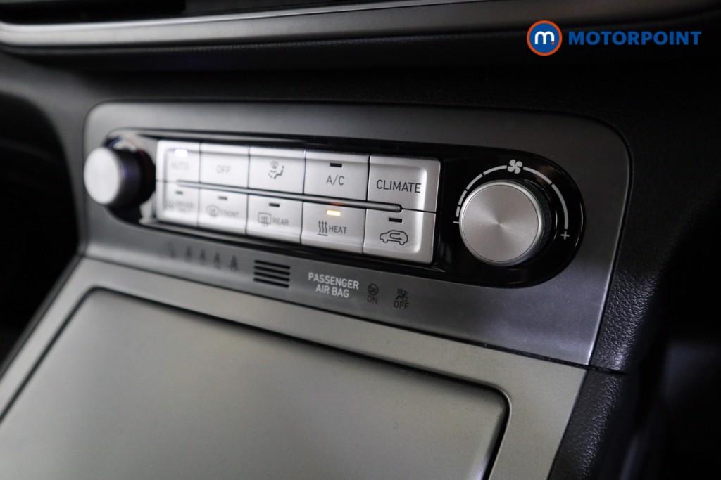 Hyundai Kona Se Connect Automatic Electric SUV - Stock Number (1597756) - 8th supplementary image