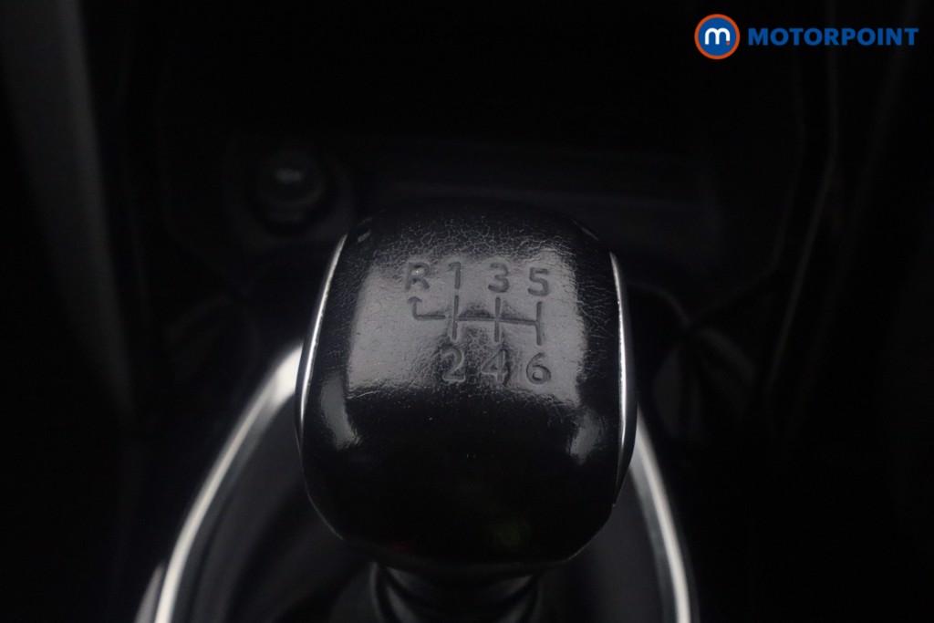 Peugeot 208 Allure Manual Petrol Hatchback - Stock Number (1601716) - 8th supplementary image
