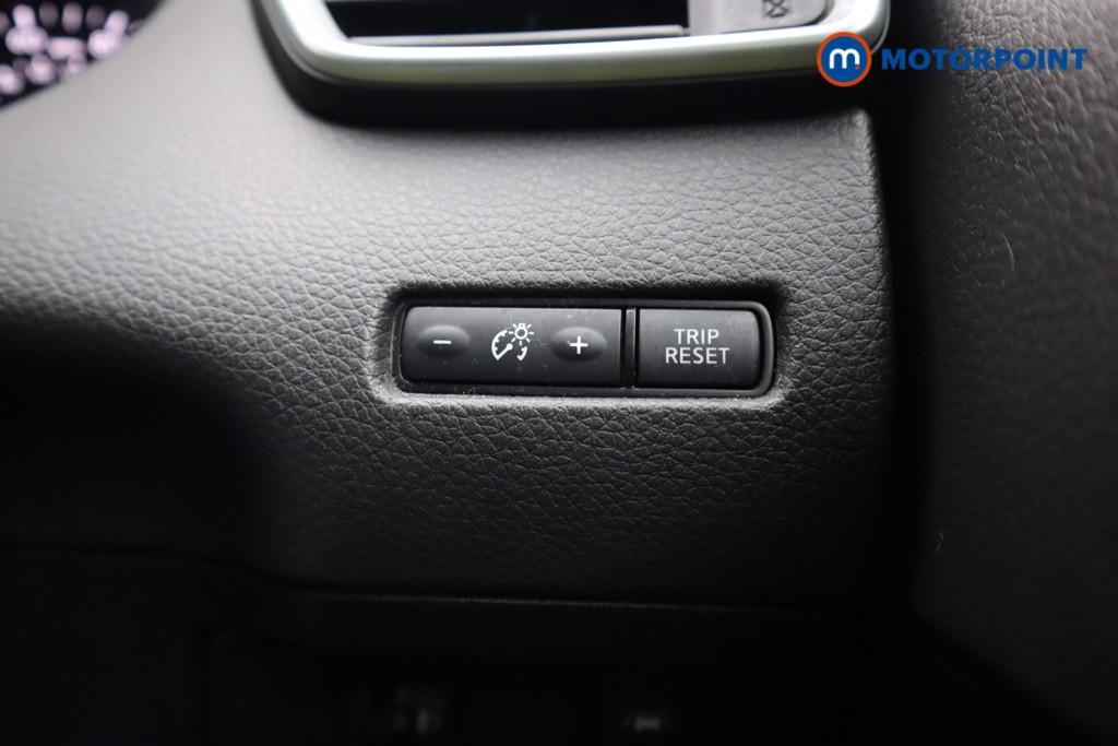 Nissan Qashqai Acenta Premium Manual Petrol SUV - Stock Number (1581532) - 8th supplementary image