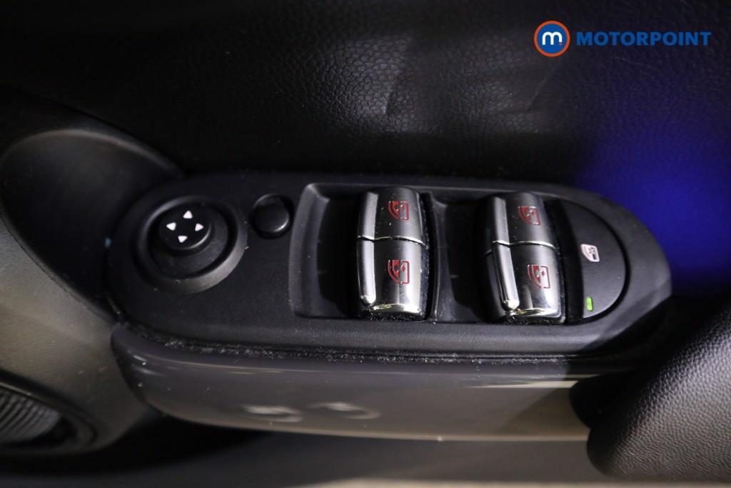 Mini Hatchback Cooper Classic Automatic Petrol Hatchback - Stock Number (1602347) - 8th supplementary image