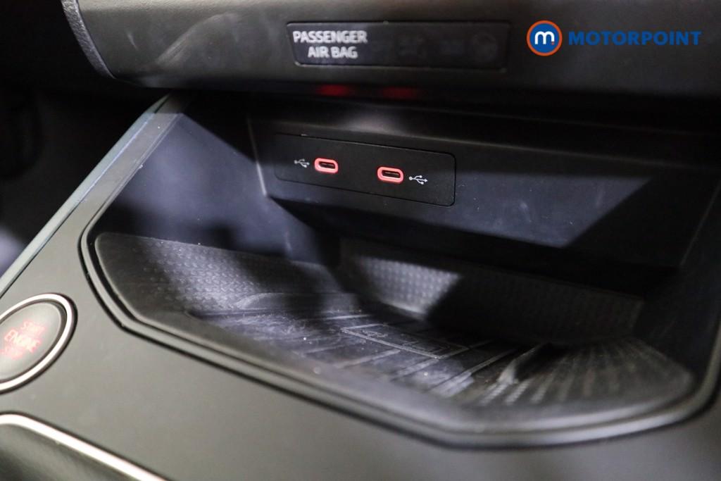 Seat Arona Xperience Lux Manual Petrol SUV - Stock Number (1602157) - 8th supplementary image