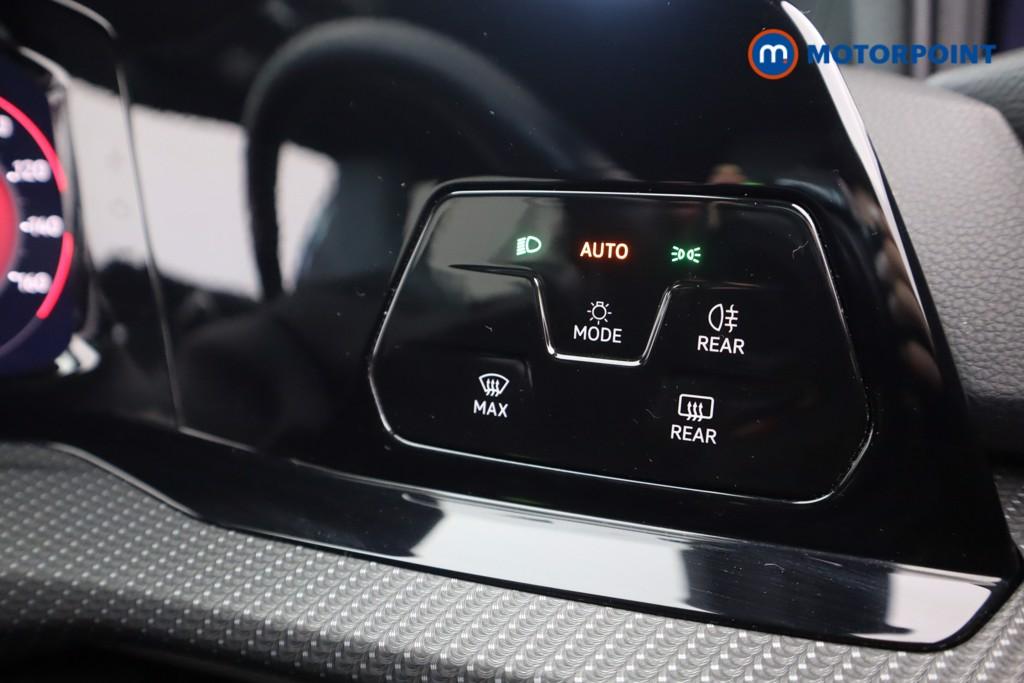 Volkswagen Golf R-Line Automatic Petrol Estate - Stock Number (1605749) - 8th supplementary image