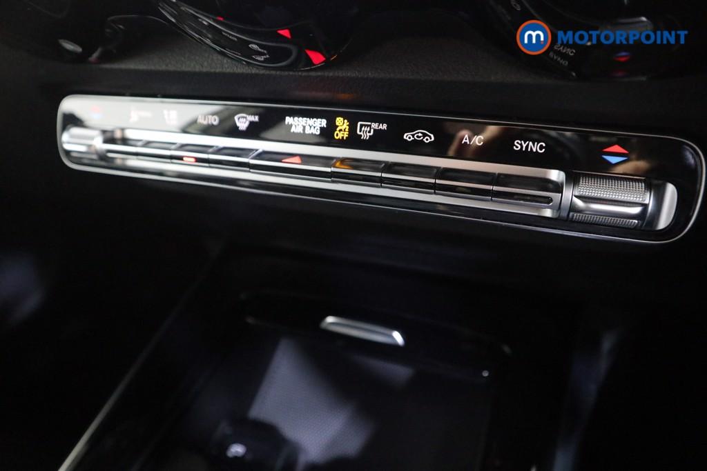 Mercedes-Benz GLB Amg Line Automatic Petrol SUV - Stock Number (1592078) - 8th supplementary image