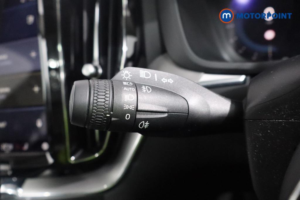 Volvo Xc60 Core Automatic Petrol Plug-In Hybrid SUV - Stock Number (1602154) - 8th supplementary image