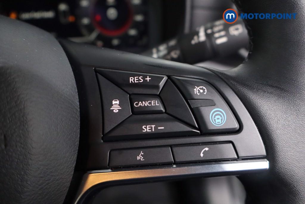 Nissan Juke Tekna Manual Petrol SUV - Stock Number (1607610) - 8th supplementary image