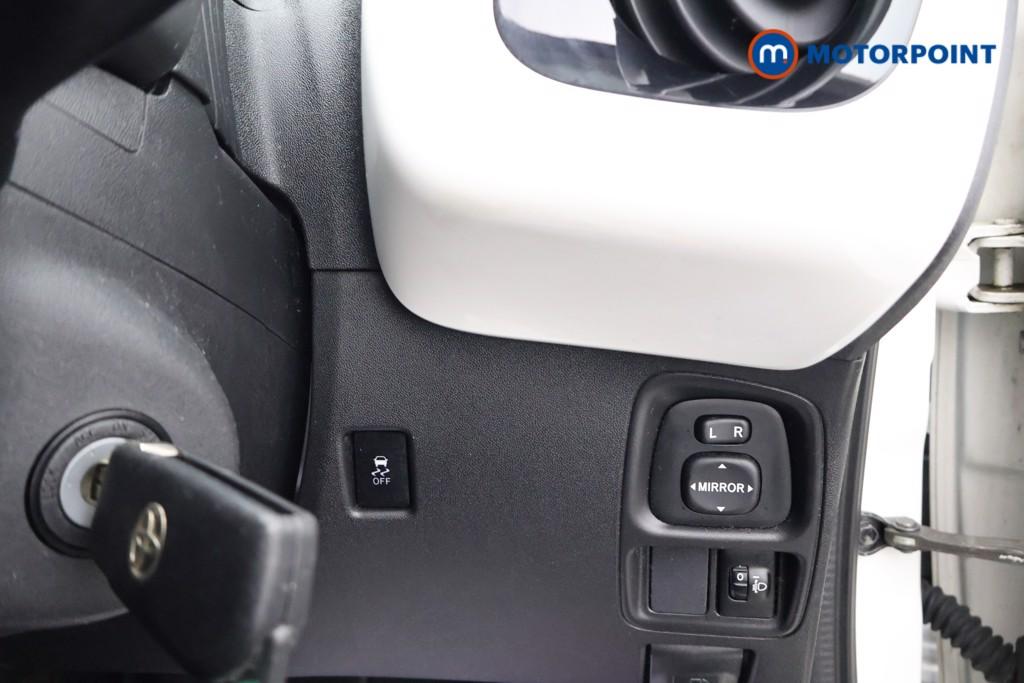 Toyota Aygo X-Pression Manual Petrol Hatchback - Stock Number (1606458) - 8th supplementary image