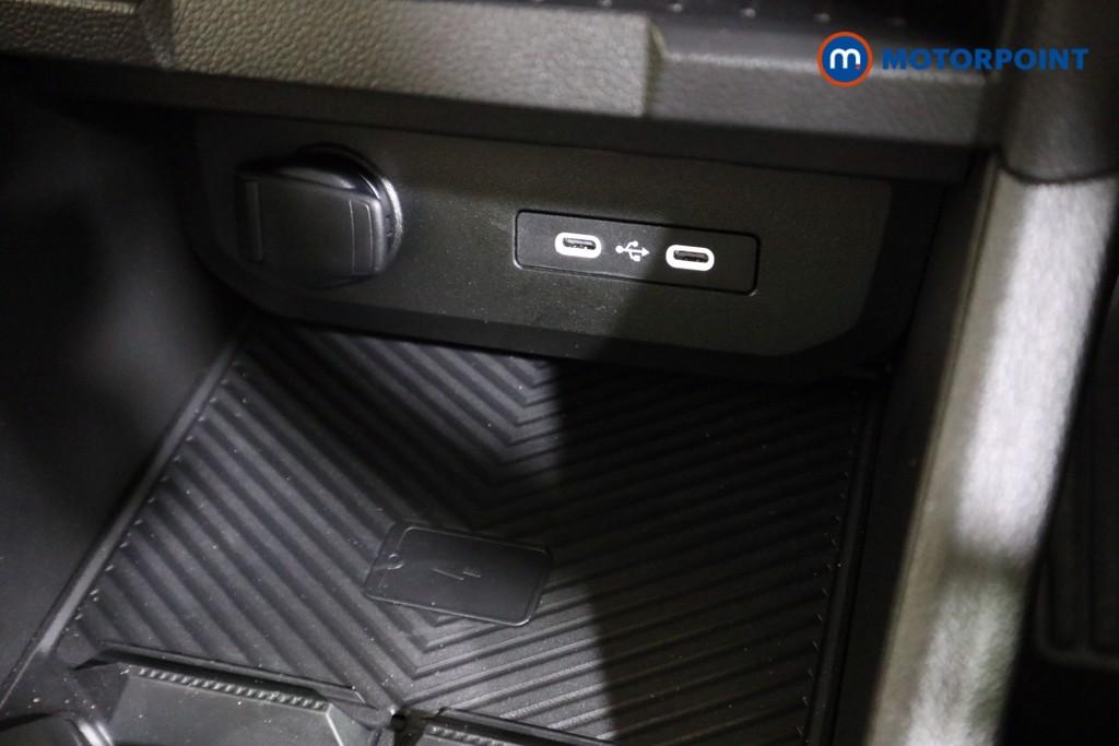 Dacia Duster Extreme Manual Petrol SUV - Stock Number (1608898) - 8th supplementary image