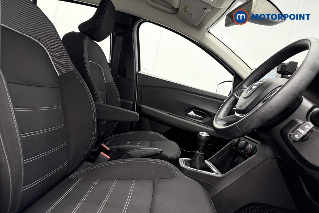 Dacia Sandero Comfort Manual Petrol Hatchback - Stock Number (1601542) - 8th supplementary image