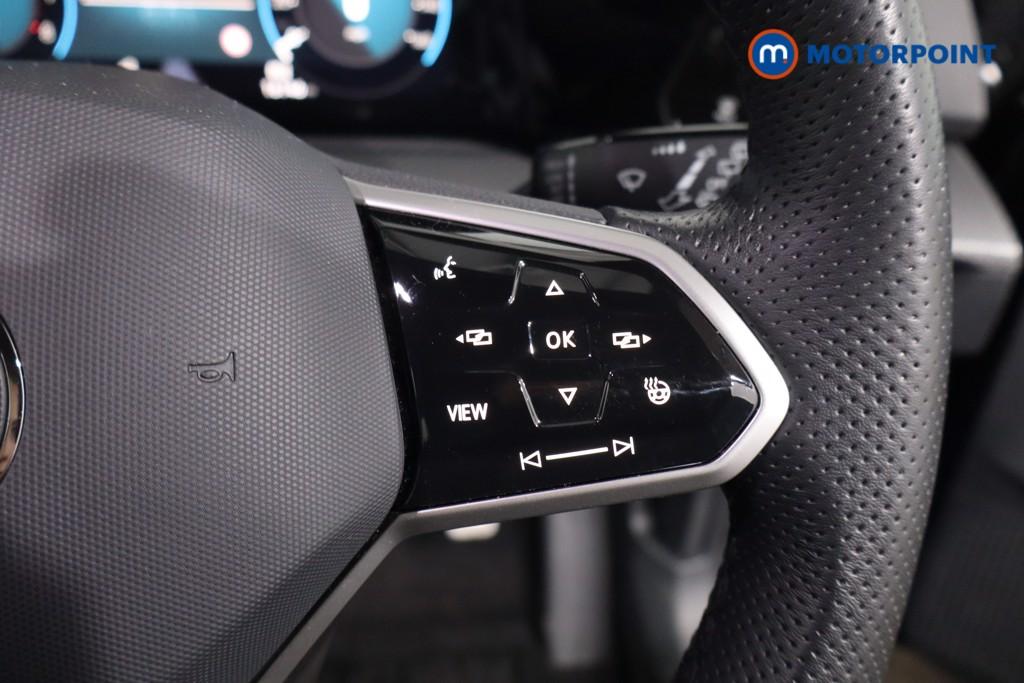 Volkswagen Golf R-Line Manual Petrol Hatchback - Stock Number (1610026) - 8th supplementary image