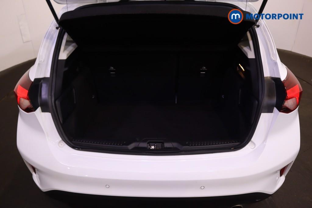 Ford Focus Trend Automatic Diesel Hatchback - Stock Number (1609321) - 8th supplementary image