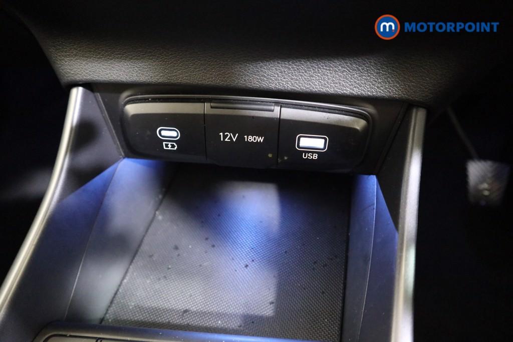 Hyundai I20 Premium Manual Petrol Hatchback - Stock Number (1610744) - 8th supplementary image