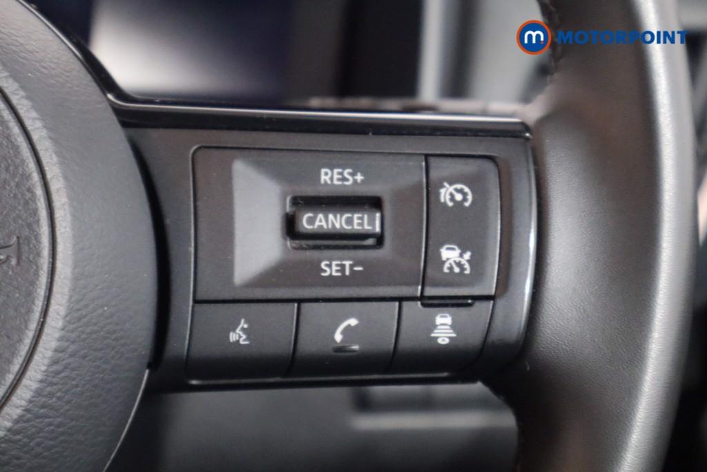 Nissan Qashqai N-Connecta Manual Petrol SUV - Stock Number (1608525) - 8th supplementary image