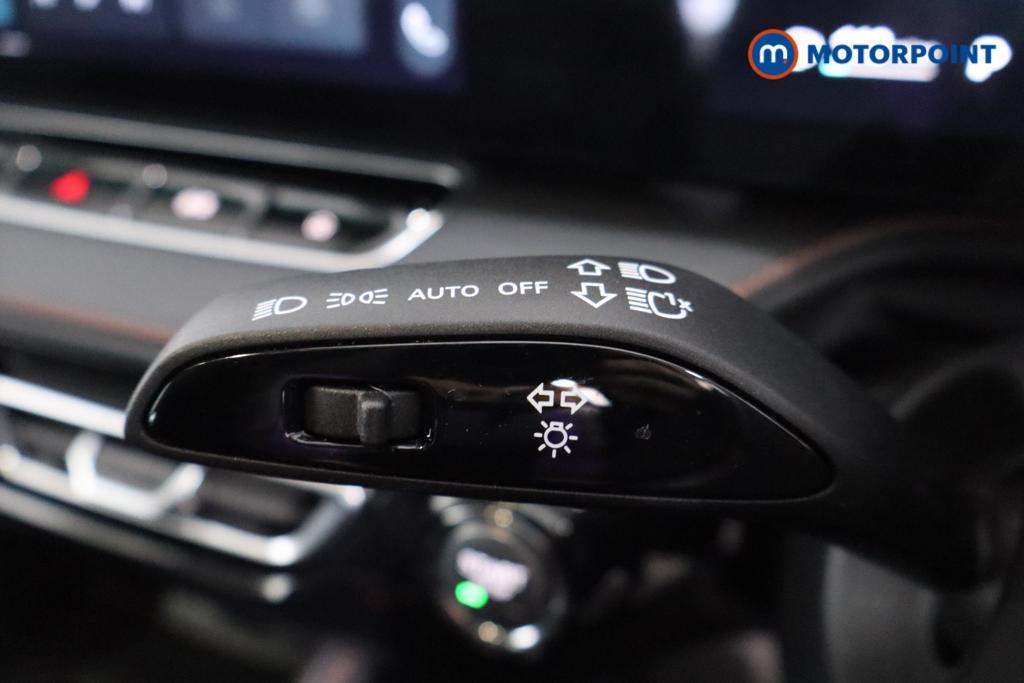 Mg Motor Uk HS SE Automatic Petrol-Electric Hybrid SUV - Stock Number (1616658) - 8th supplementary image