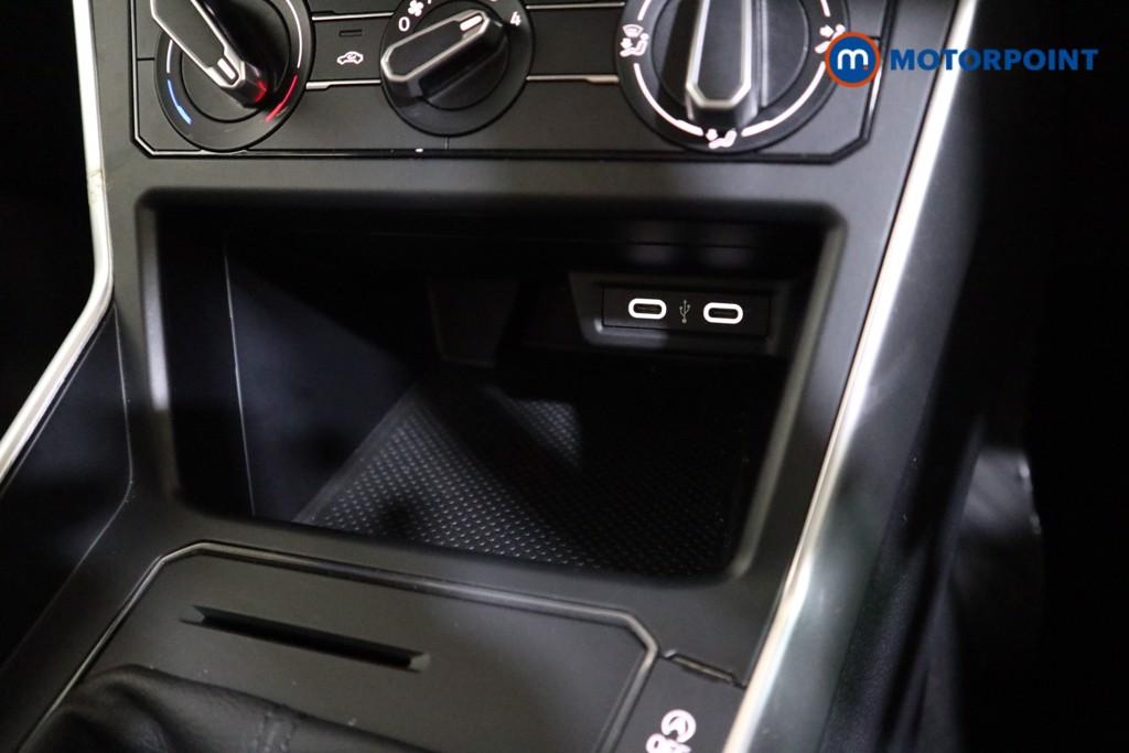 Volkswagen Polo Life Manual Petrol Hatchback - Stock Number (1624177) - 8th supplementary image