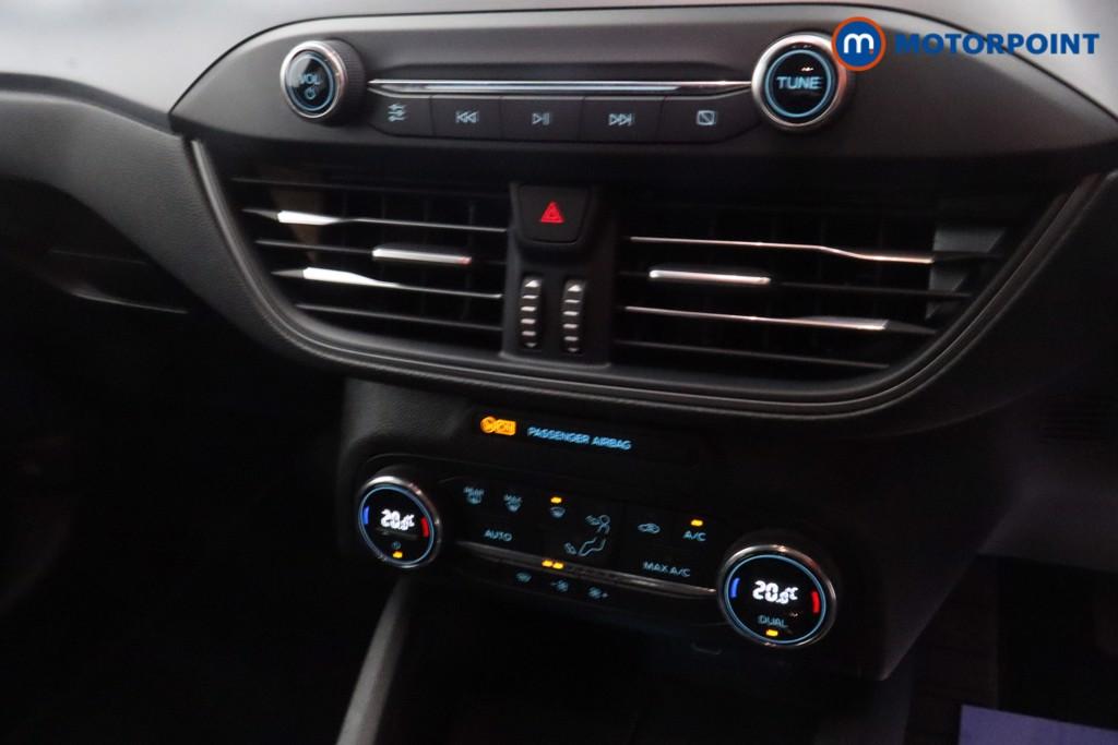 Ford Focus St-Line Style Manual Petrol Hatchback - Stock Number (1621062) - 8th supplementary image
