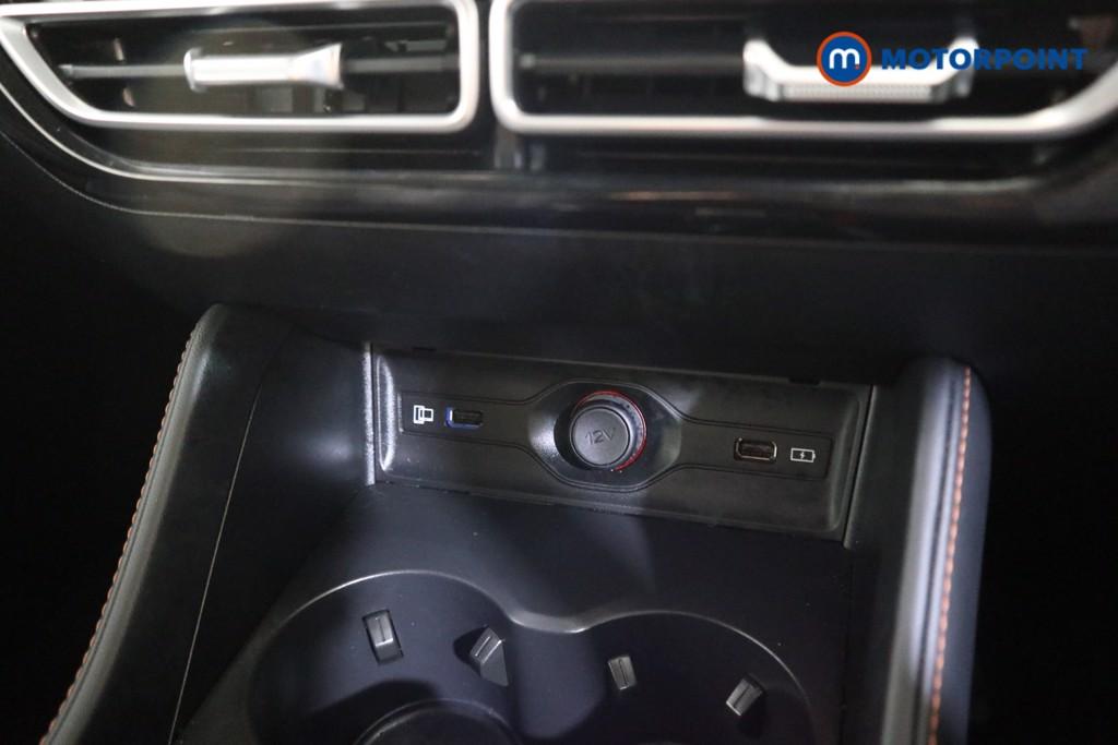 Mg Motor Uk HS SE Automatic Petrol-Electric Hybrid SUV - Stock Number (1616685) - 8th supplementary image