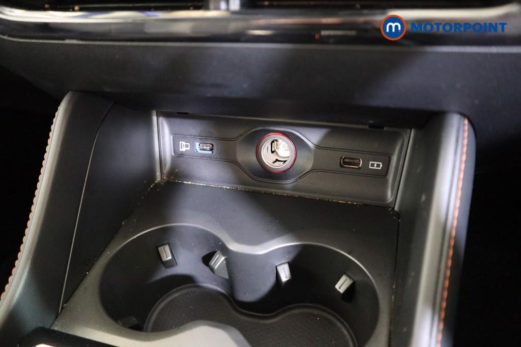 Mg Motor Uk HS SE Automatic Petrol-Electric Hybrid SUV - Stock Number (1622989) - 8th supplementary image