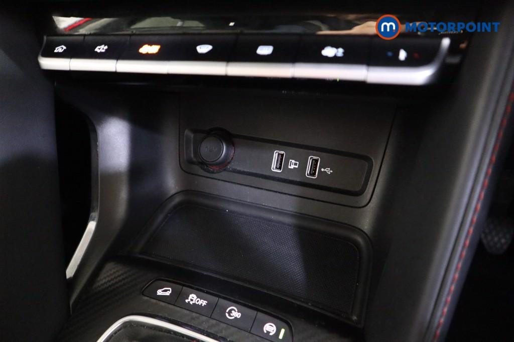 Mg Motor Uk ZS Exclusive Manual Petrol SUV - Stock Number (1623480) - 8th supplementary image