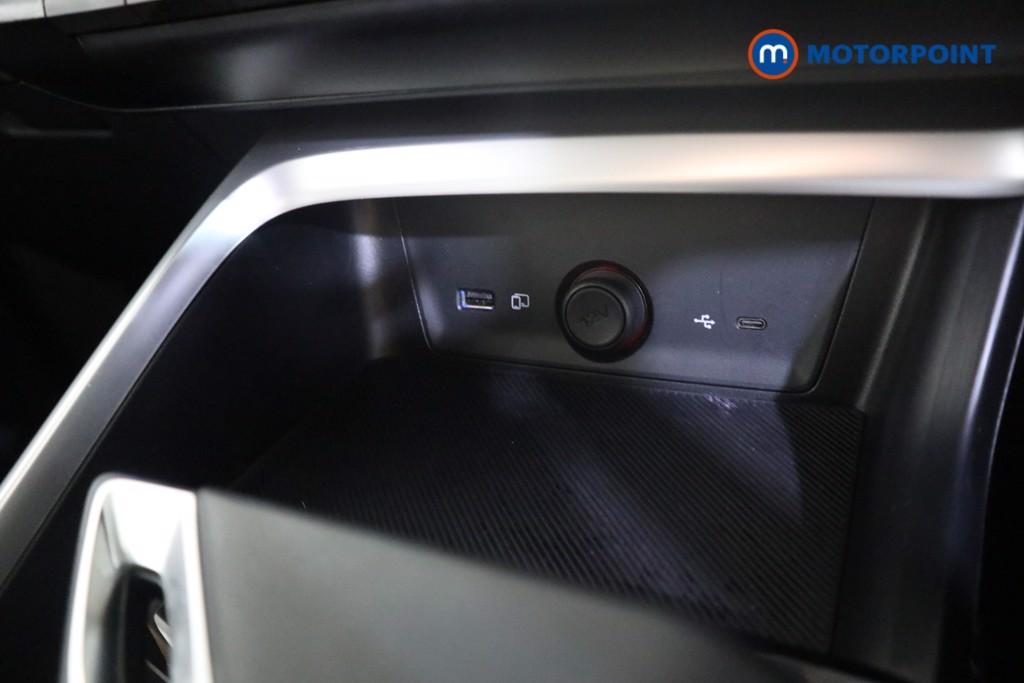 Mg Motor Uk ZS Trophy Automatic Petrol-Electric Hybrid SUV - Stock Number (1618150) - 8th supplementary image