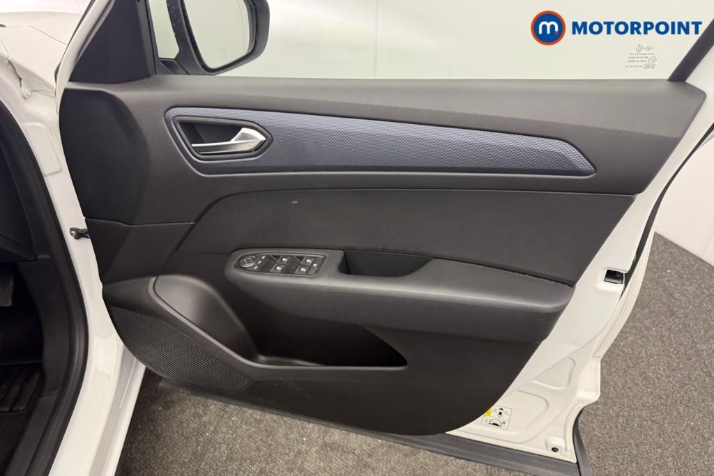 Renault Arkana Iconic Automatic Petrol-Electric Hybrid SUV - Stock Number (1626596) - 8th supplementary image