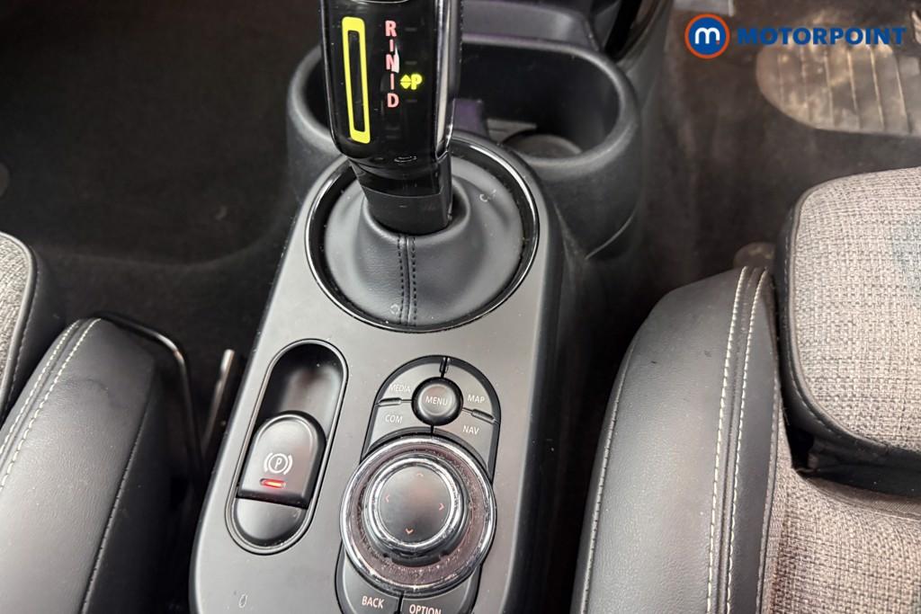 Mini Hatchback Cooper S Level 2 Automatic Electric Hatchback - Stock Number (1626608) - 8th supplementary image