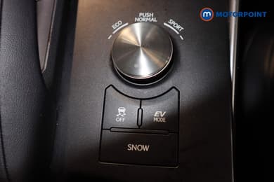 Lexus IS 300H 4Dr Cvt Auto Comfort Pack Automatic Petrol-Electric Hybrid Saloon - Stock Number (1624194) - 12th supplementary image