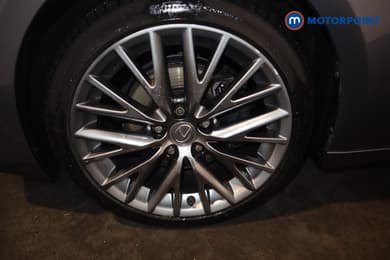 Lexus IS 300H 4Dr Cvt Auto Comfort Pack Automatic Petrol-Electric Hybrid Saloon - Stock Number (1624194) - 28th supplementary image