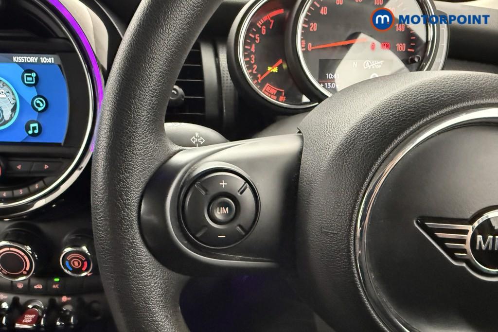 Mini Hatchback Cooper Classic Manual Petrol Hatchback - Stock Number (1631043) - 8th supplementary image