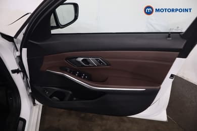 BMW 3 Series Sport Automatic Petrol Estate - Stock Number (1634164) - 25th supplementary image