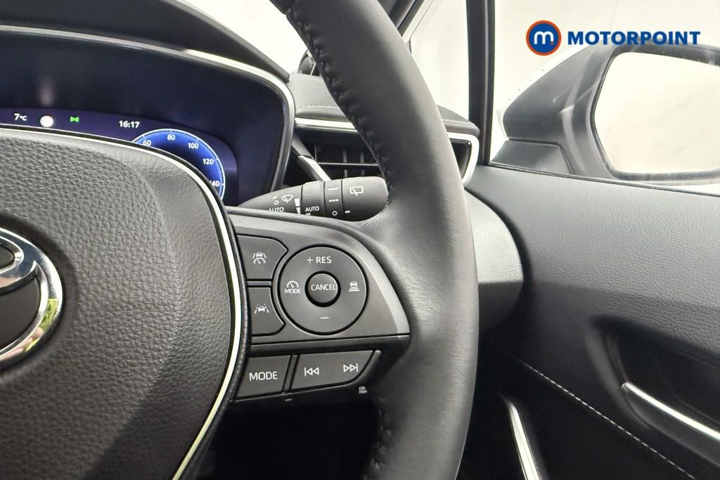 Toyota Corolla Excel Automatic Petrol-Electric Hybrid Estate - Stock Number (1626869) - 8th supplementary image