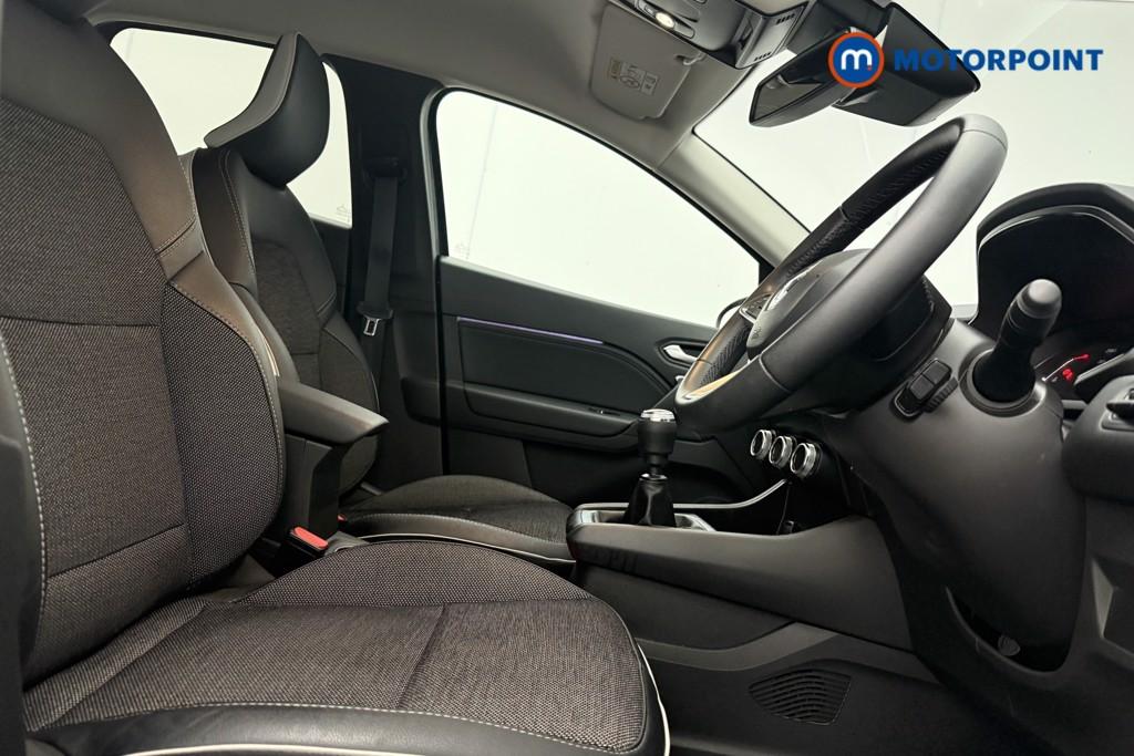 Renault Captur Techno Manual Petrol SUV - Stock Number (1632730) - 8th supplementary image