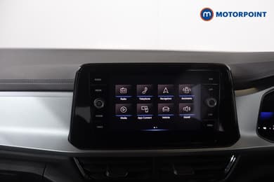 Volkswagen T-Roc Life Automatic Petrol SUV - Stock Number (1629035) - 2nd supplementary image