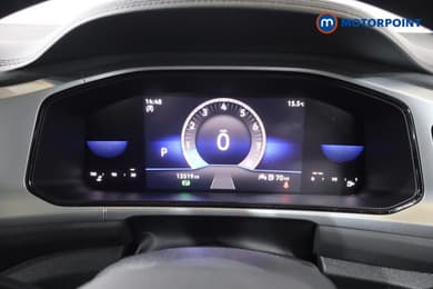 Volkswagen T-Roc Life Automatic Petrol SUV - Stock Number (1629035) - 3rd supplementary image